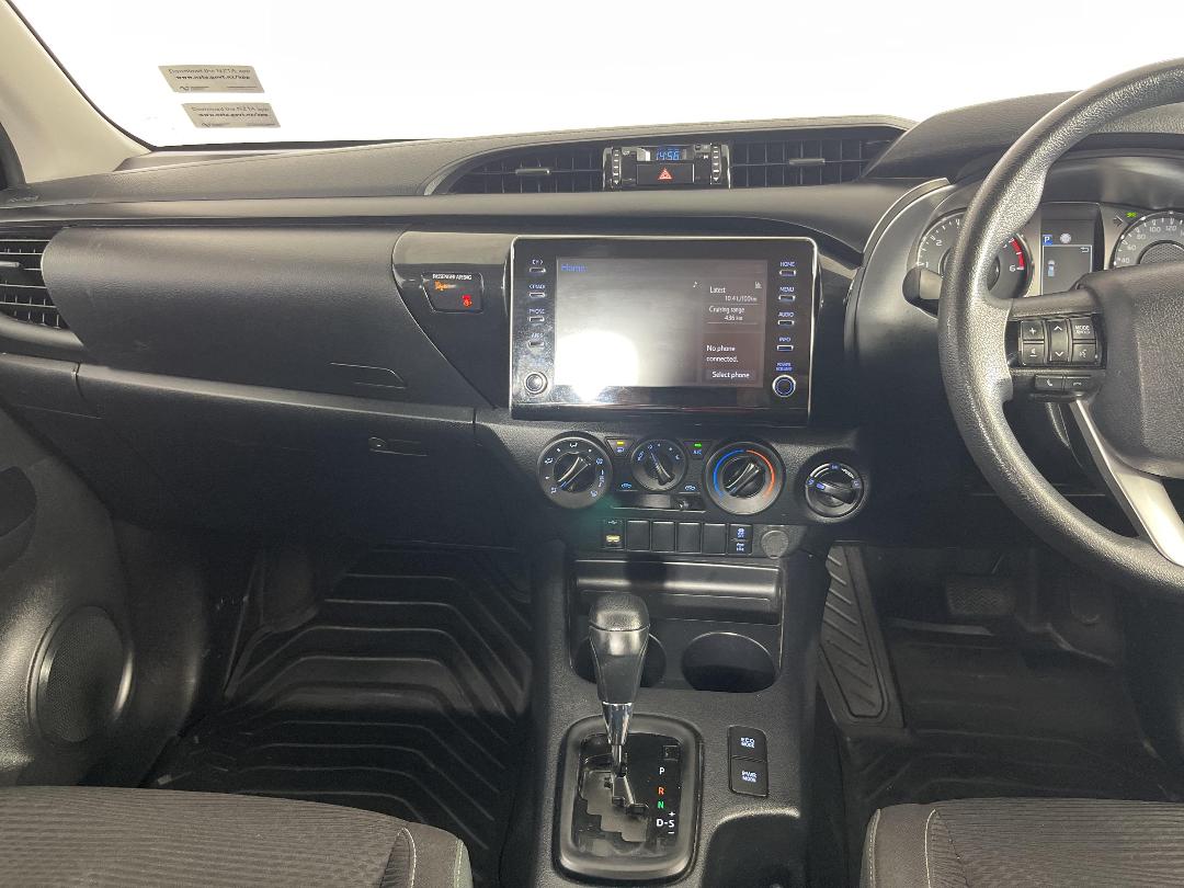 Photo '18' of Toyota Hilux