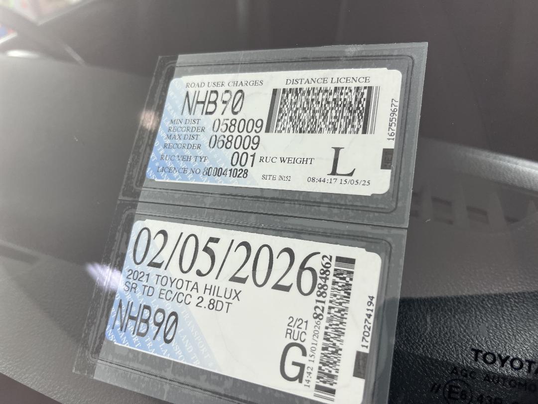 Photo '24' of Toyota Hilux