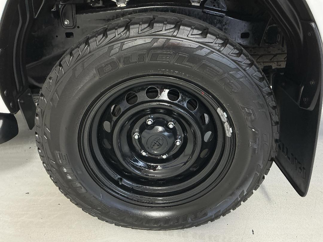 Photo '11' of Toyota Hilux Photo '11' of Toyota Hilux