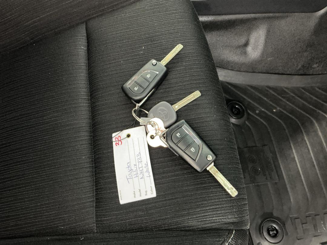 Photo '22' of Toyota Hilux Photo '22' of Toyota Hilux