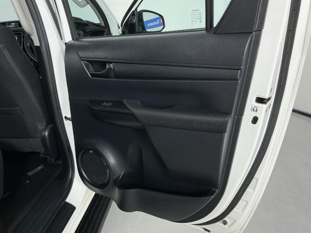 Photo '19' of Toyota Hilux Photo '19' of Toyota Hilux