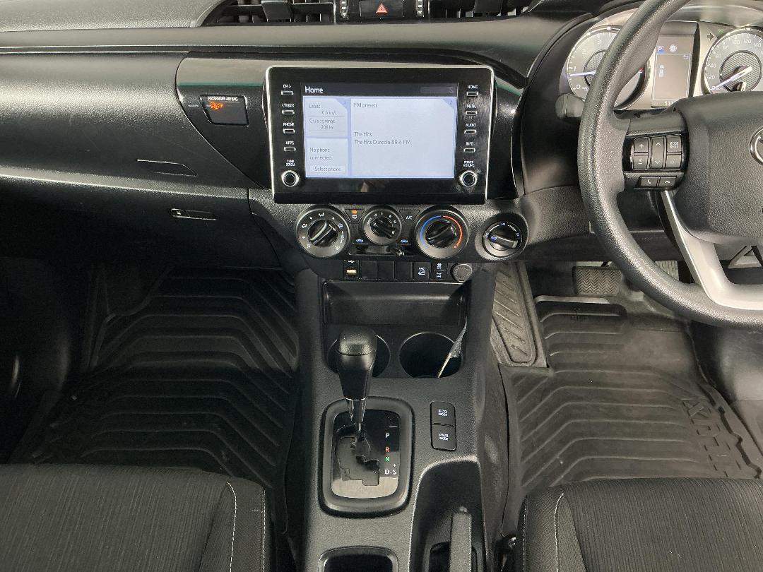 Photo '18' of Toyota Hilux Photo '18' of Toyota Hilux