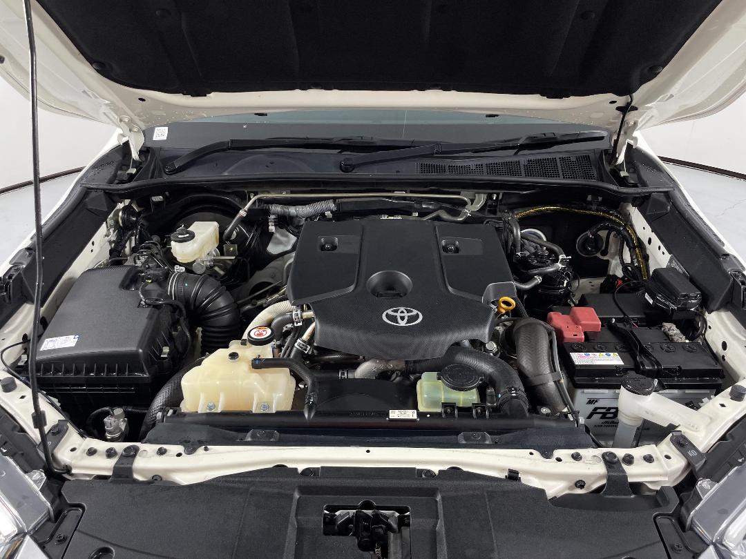 Photo '13' of Toyota Hilux