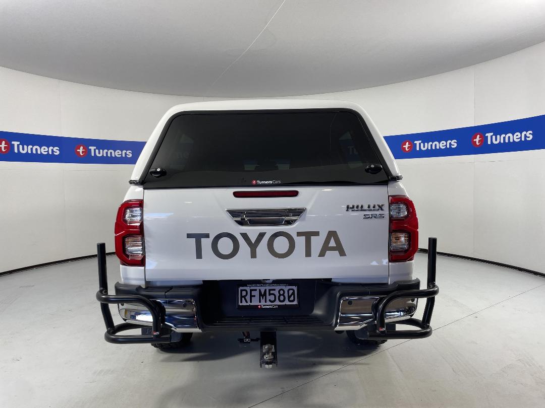 Photo '6' of Toyota Hilux