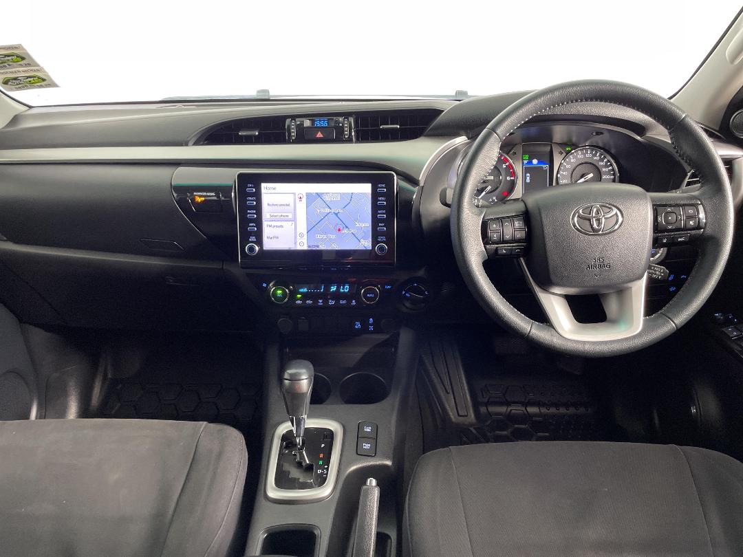 Photo '18' of Toyota Hilux