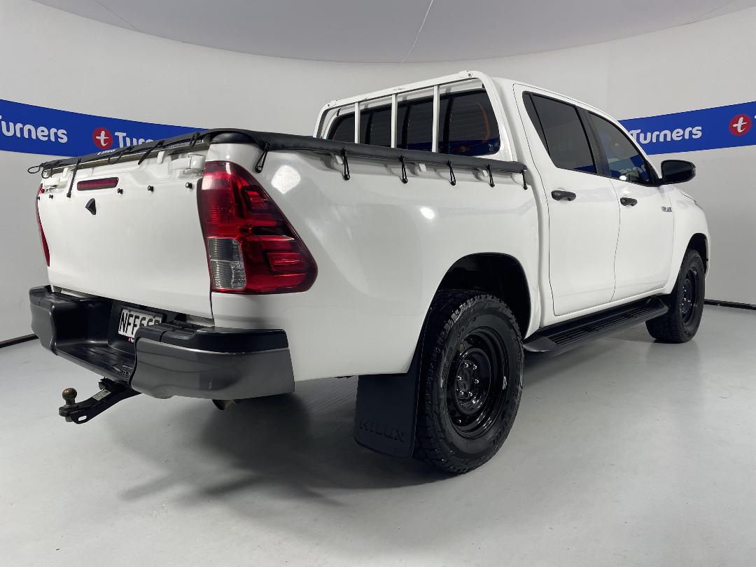 Photo '7' of Toyota Hilux