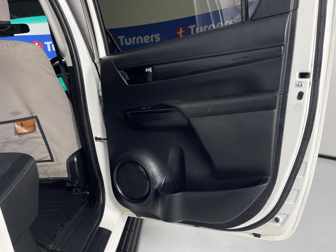 Photo '19' of Toyota Hilux