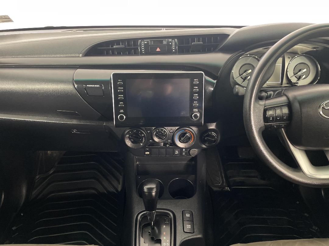 Photo '18' of Toyota Hilux