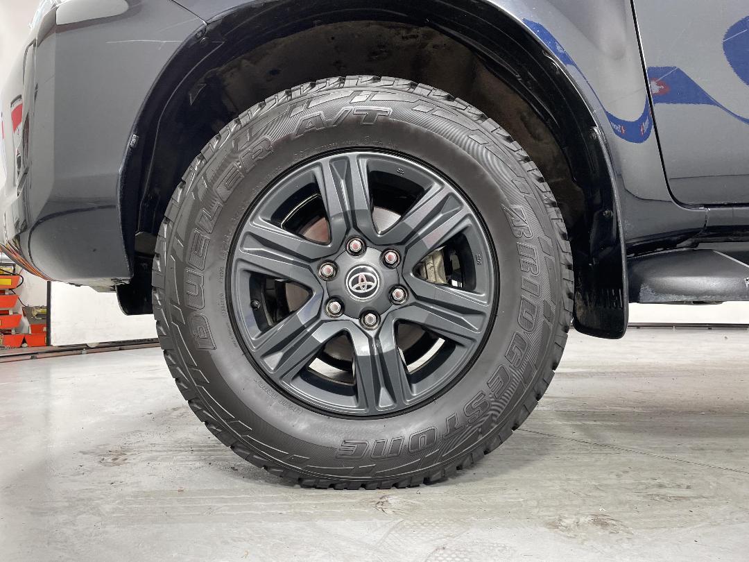 Photo '10' of Toyota Hilux Photo '10' of Toyota Hilux