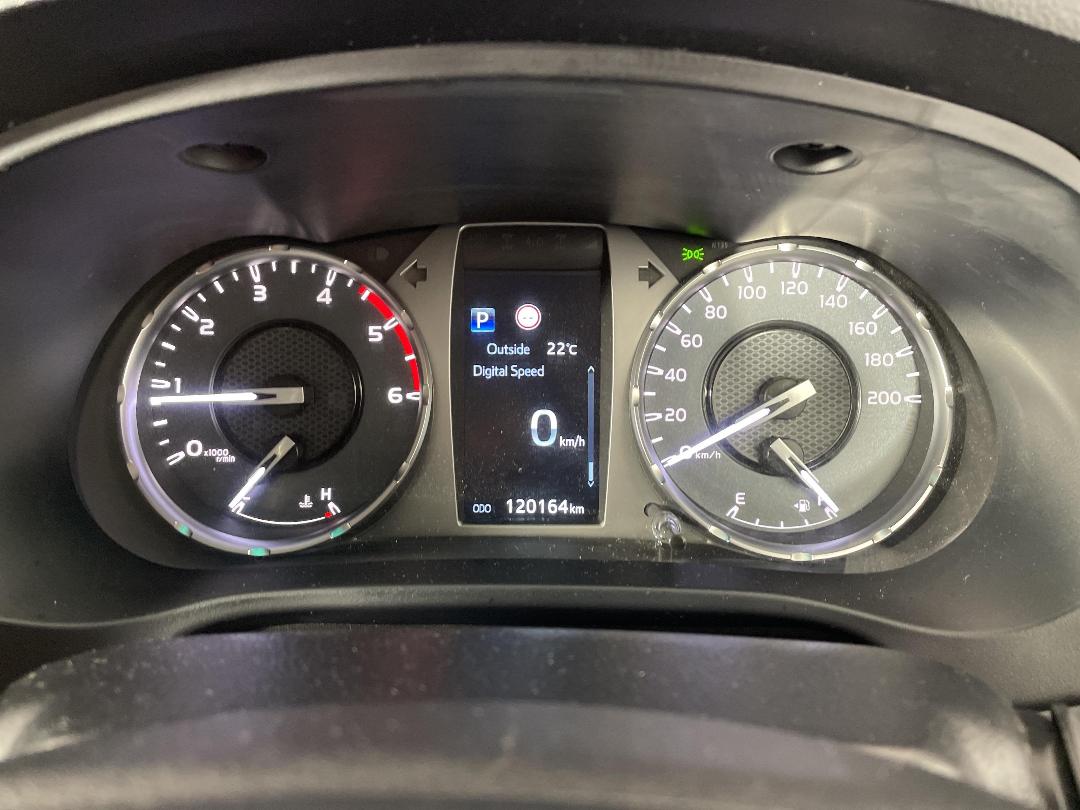 Photo '21' of Toyota Hilux Photo '21' of Toyota Hilux