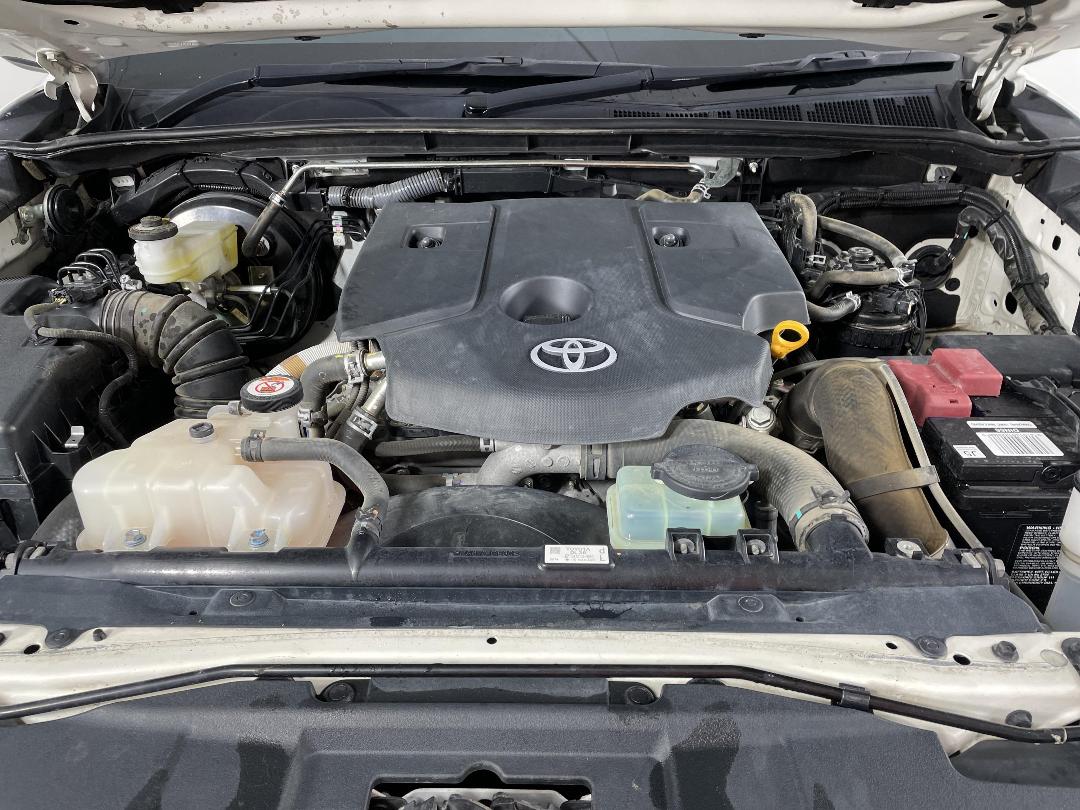 Photo '13' of Toyota Hilux