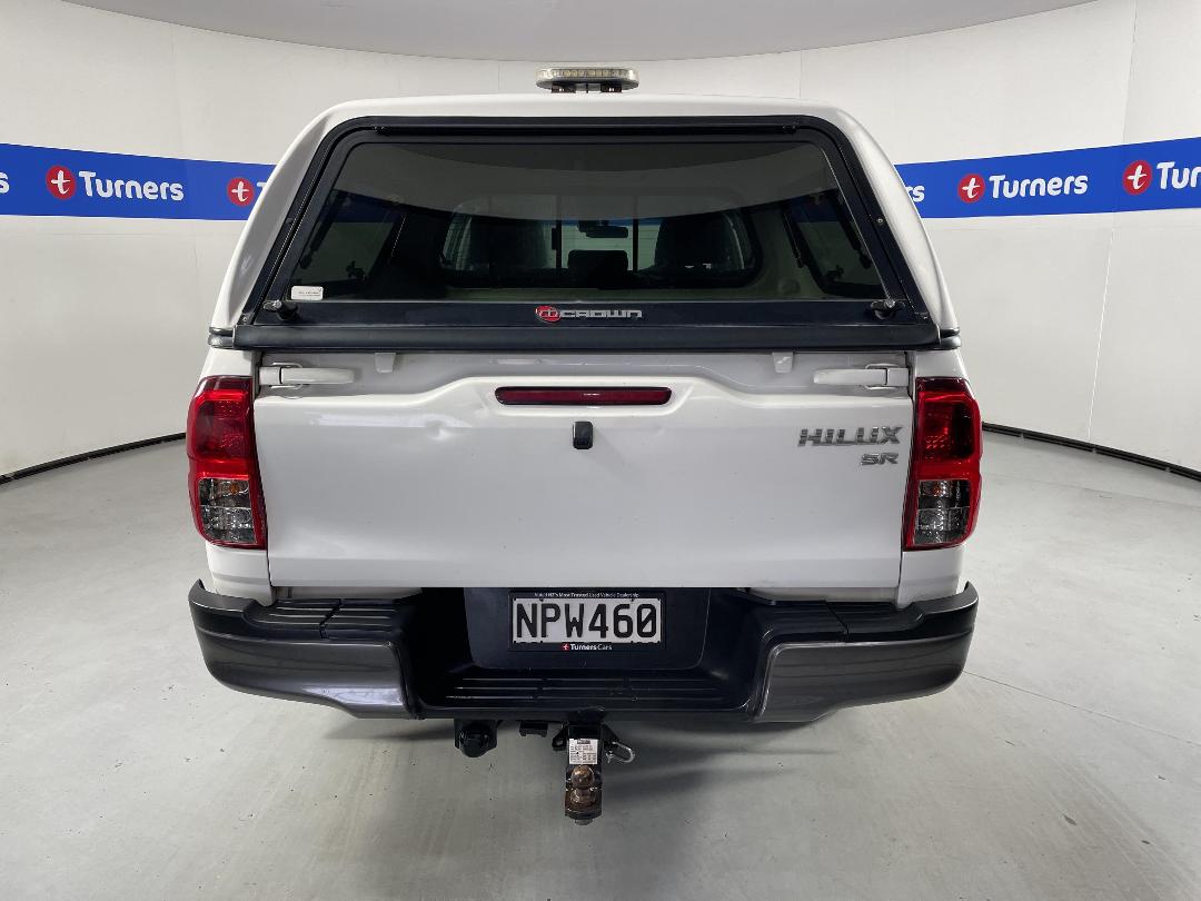 Photo '6' of Toyota Hilux