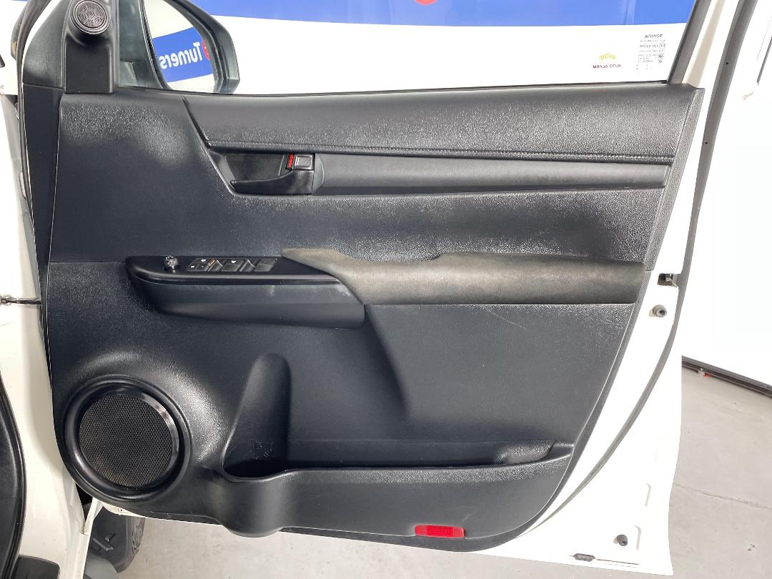 Photo '15' of Toyota Hilux