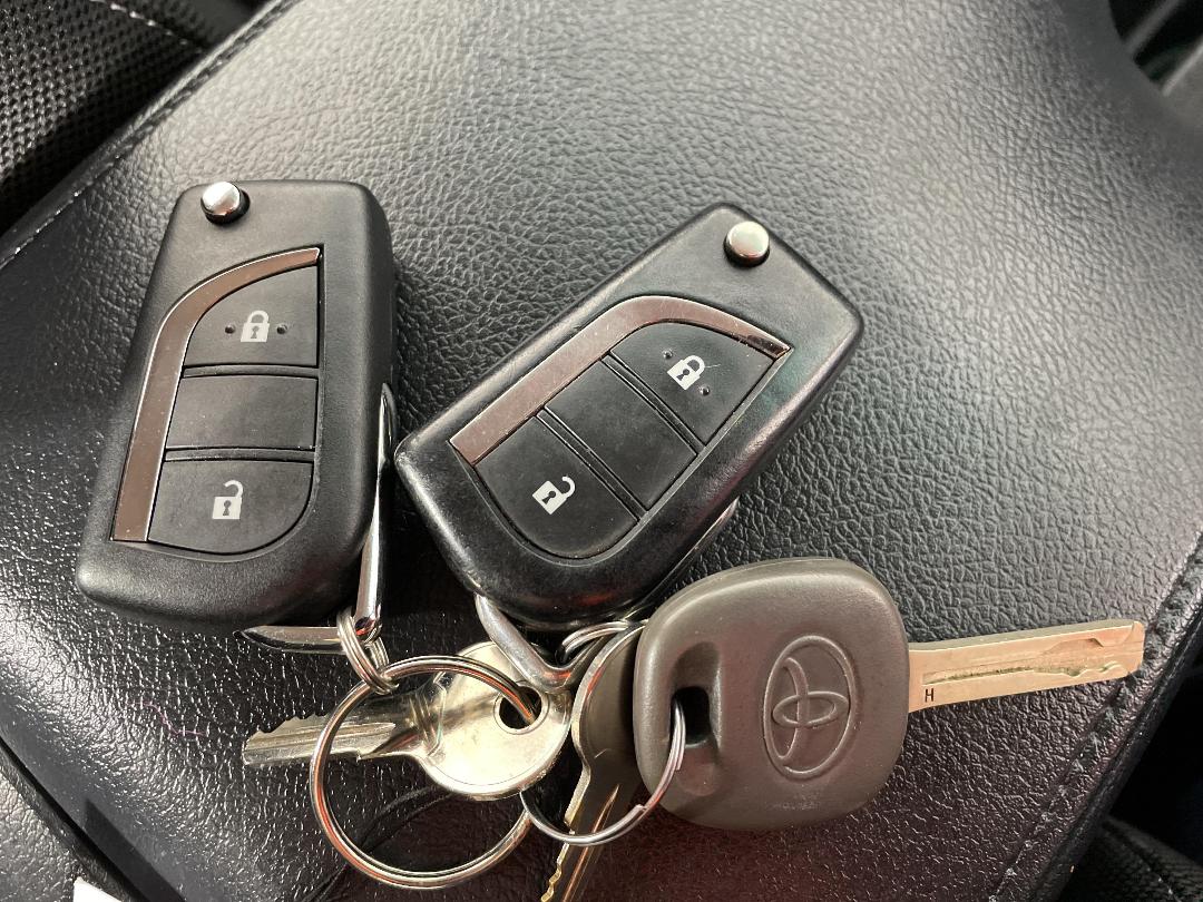 Photo '22' of Toyota Hilux