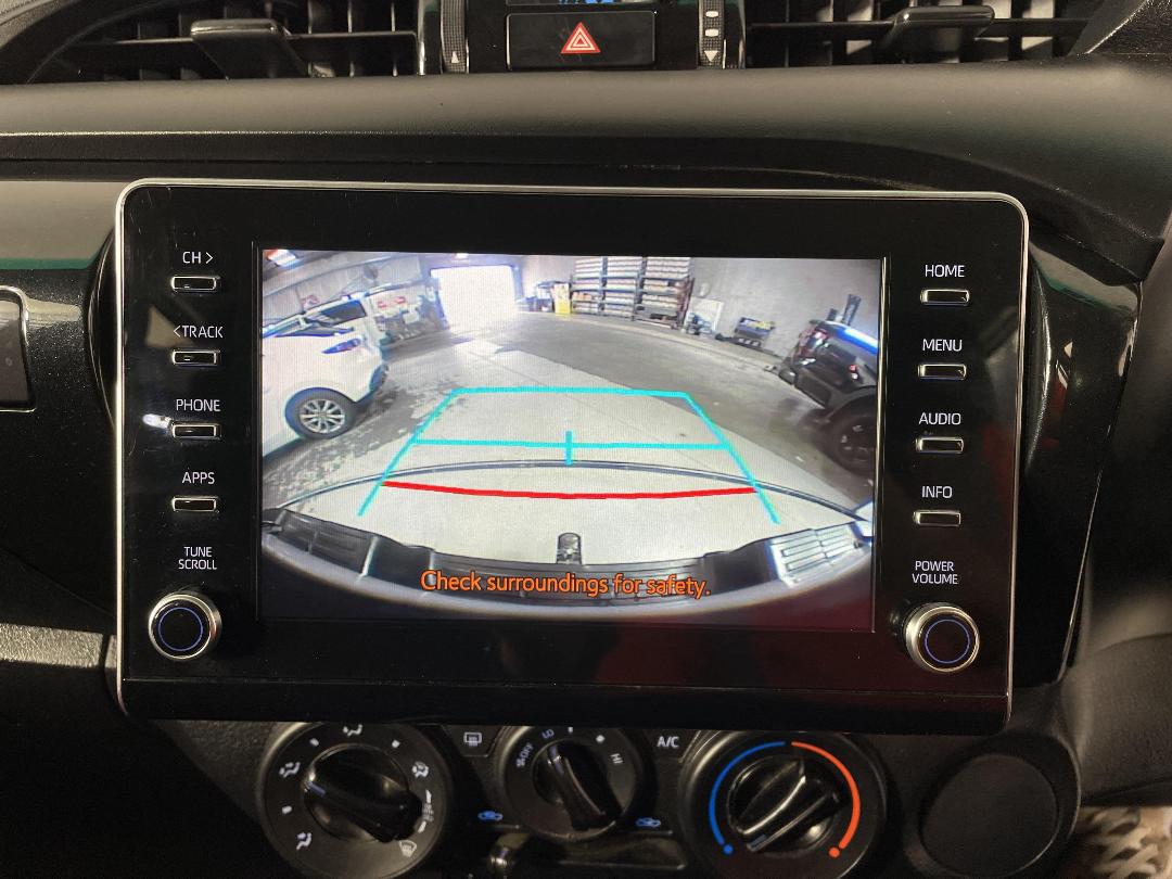 Photo '33' of Toyota Hilux