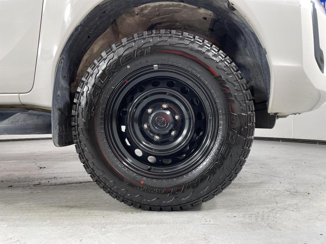 Photo '9' of Toyota Hilux