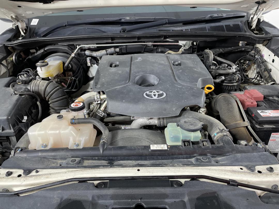 Photo '13' of Toyota Hilux