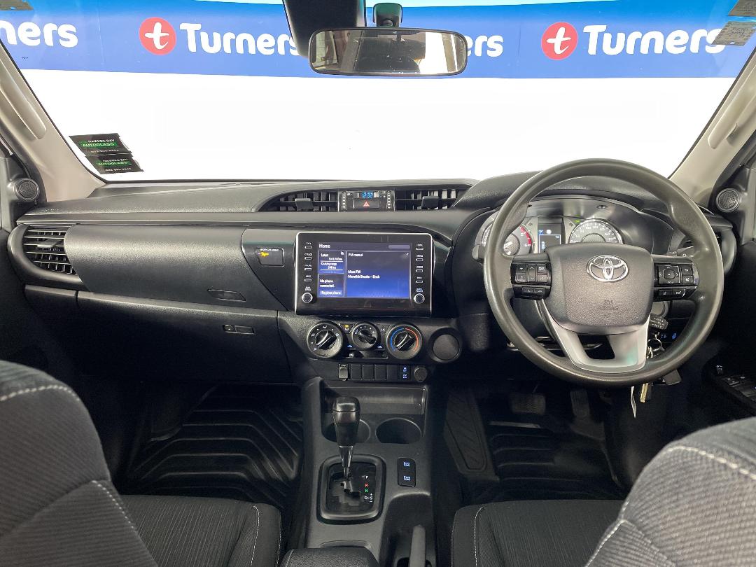 Photo '17' of Toyota Hilux