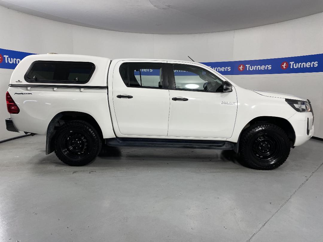 Photo '23' of Toyota Hilux