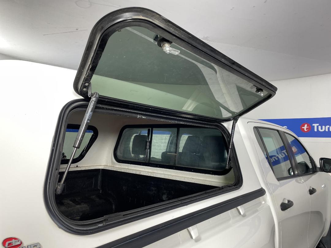 Photo '26' of Toyota Hilux