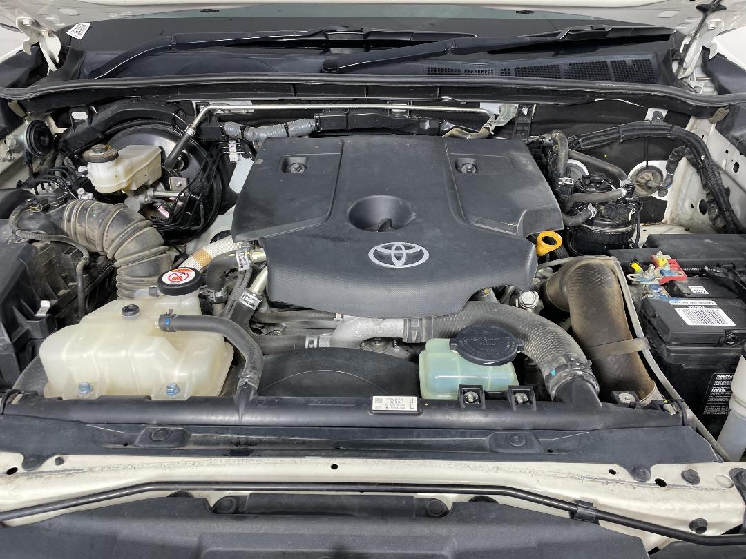 Photo '13' of Toyota Hilux