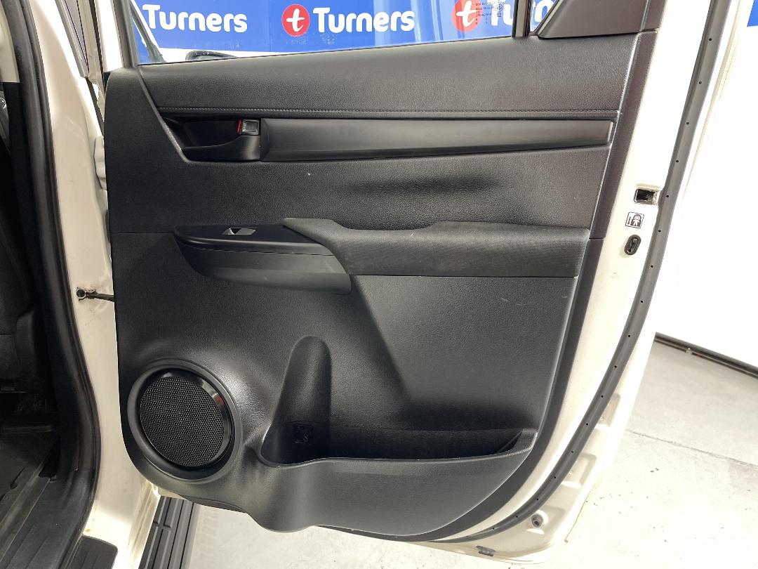 Photo '19' of Toyota Hilux