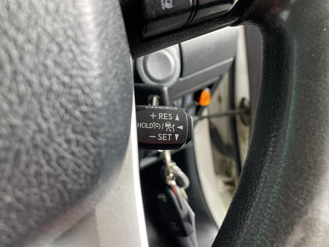 Photo '30' of Toyota Hilux