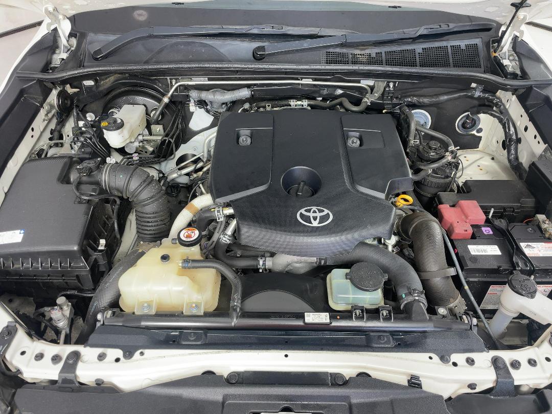 Photo '13' of Toyota Hilux