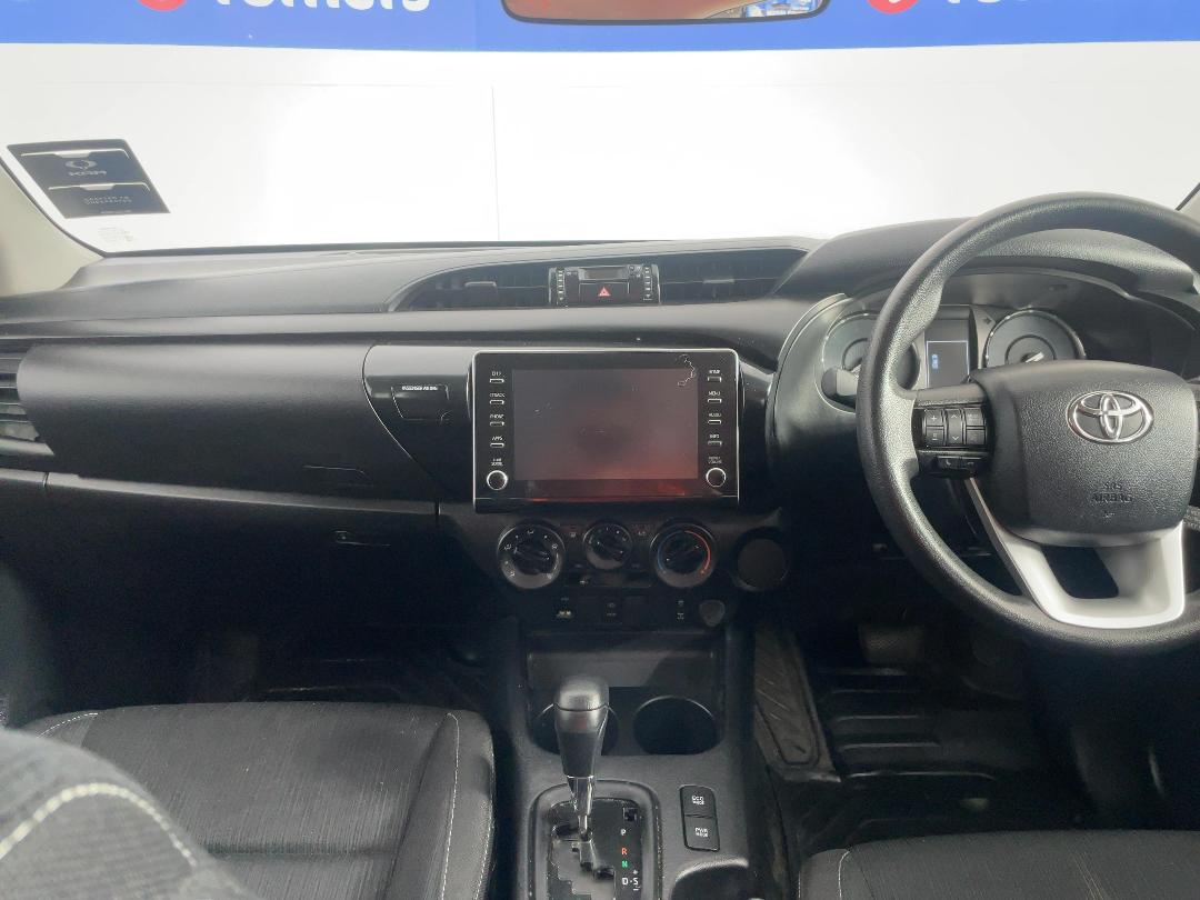 Photo '17' of Toyota Hilux