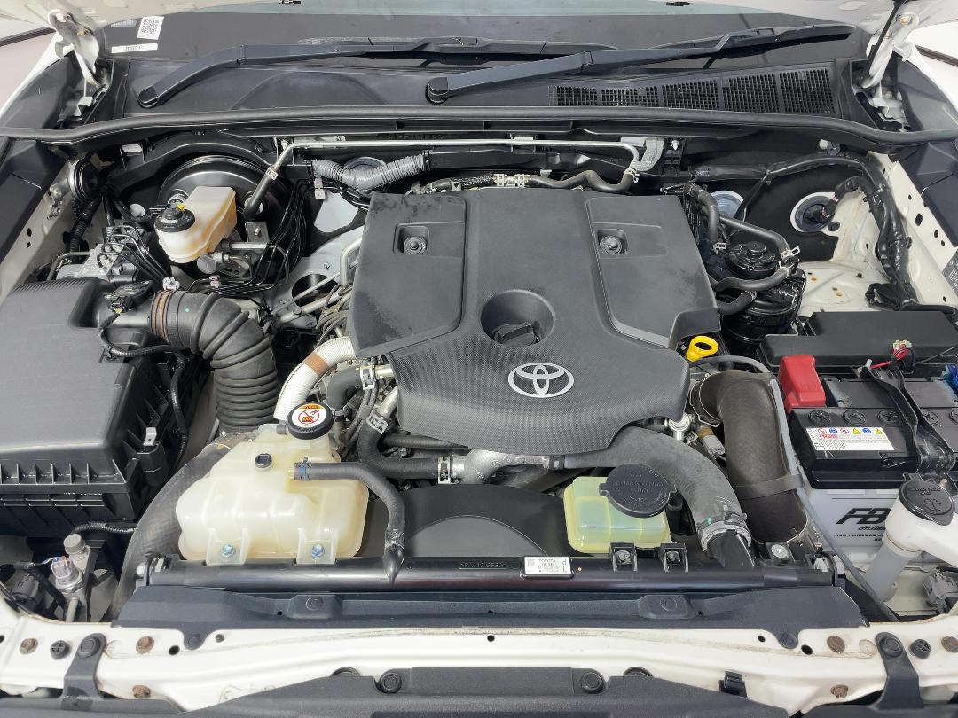 Photo '13' of Toyota Hilux