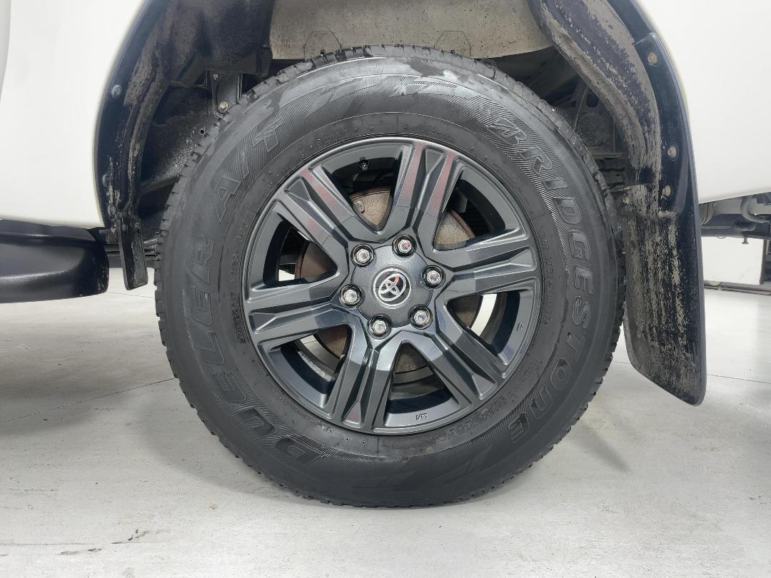 Photo '11' of Toyota Hilux Photo '11' of Toyota Hilux