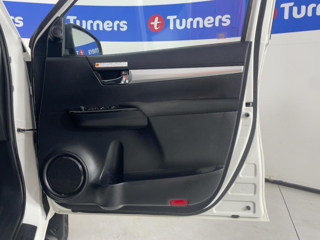 Photo '15' of Toyota Hilux Photo '15' of Toyota Hilux