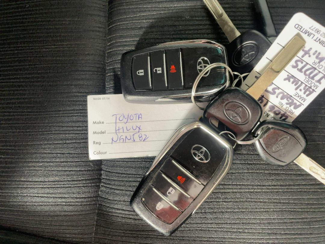 Photo '22' of Toyota Hilux Photo '22' of Toyota Hilux