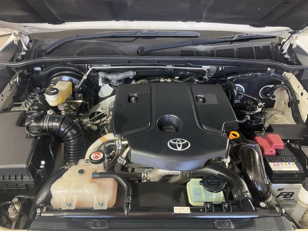 Photo '13' of Toyota Hilux