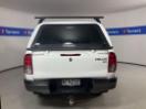 Thumbnail '6' of Toyota Hilux