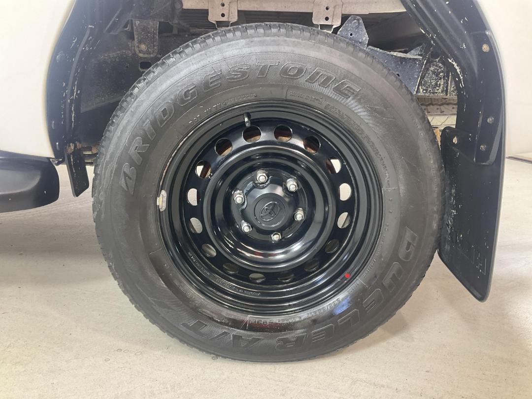 Photo '11' of Toyota Hilux