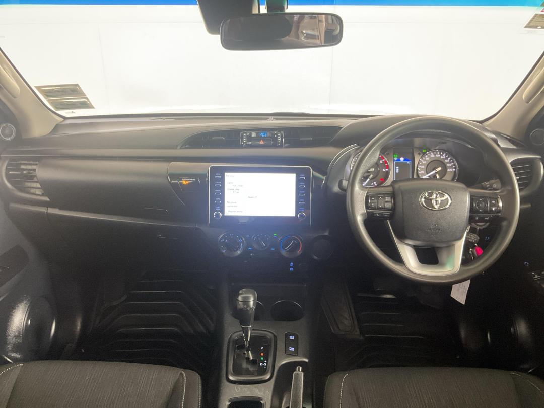 Photo '17' of Toyota Hilux