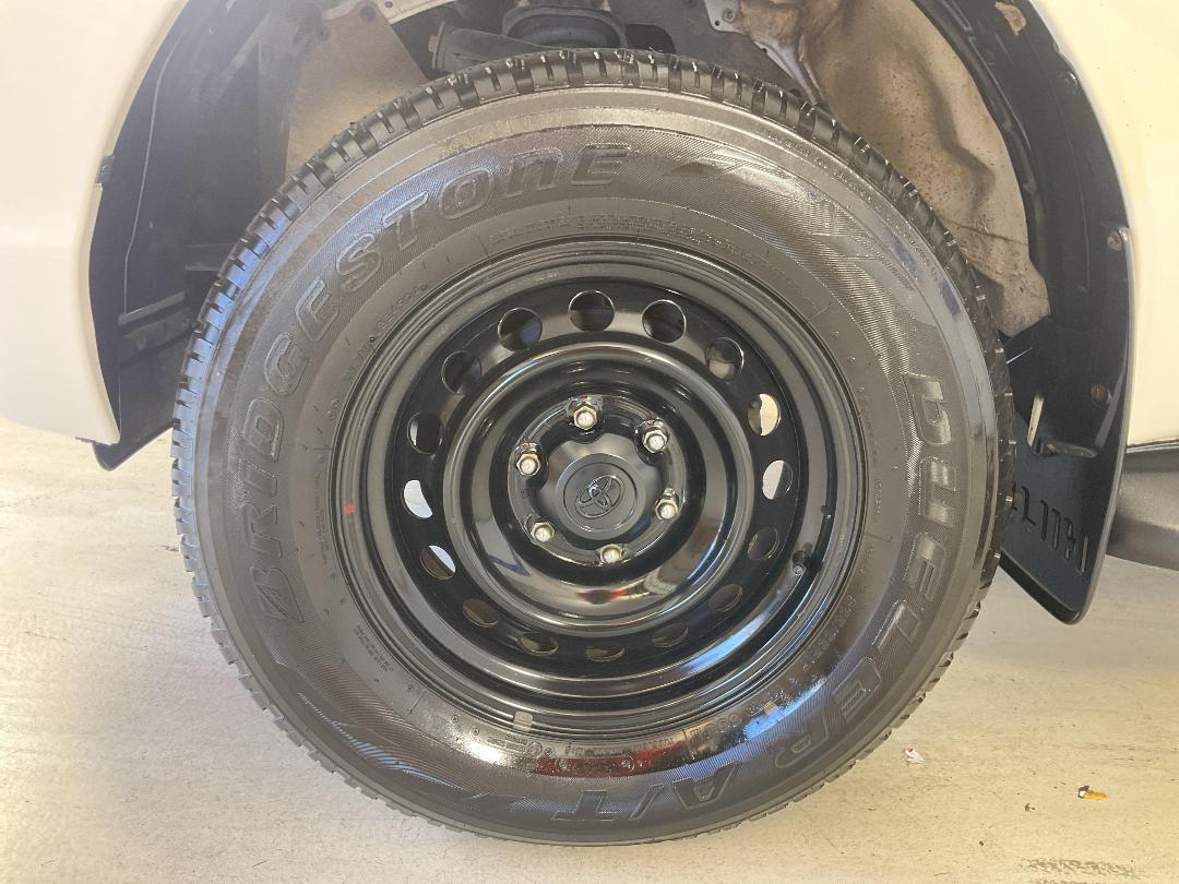 Photo '10' of Toyota Hilux