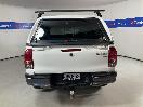 Thumbnail '6' of Toyota Hilux