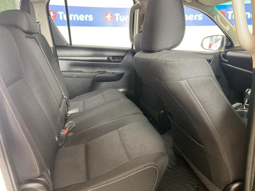 Photo '20' of Toyota Hilux