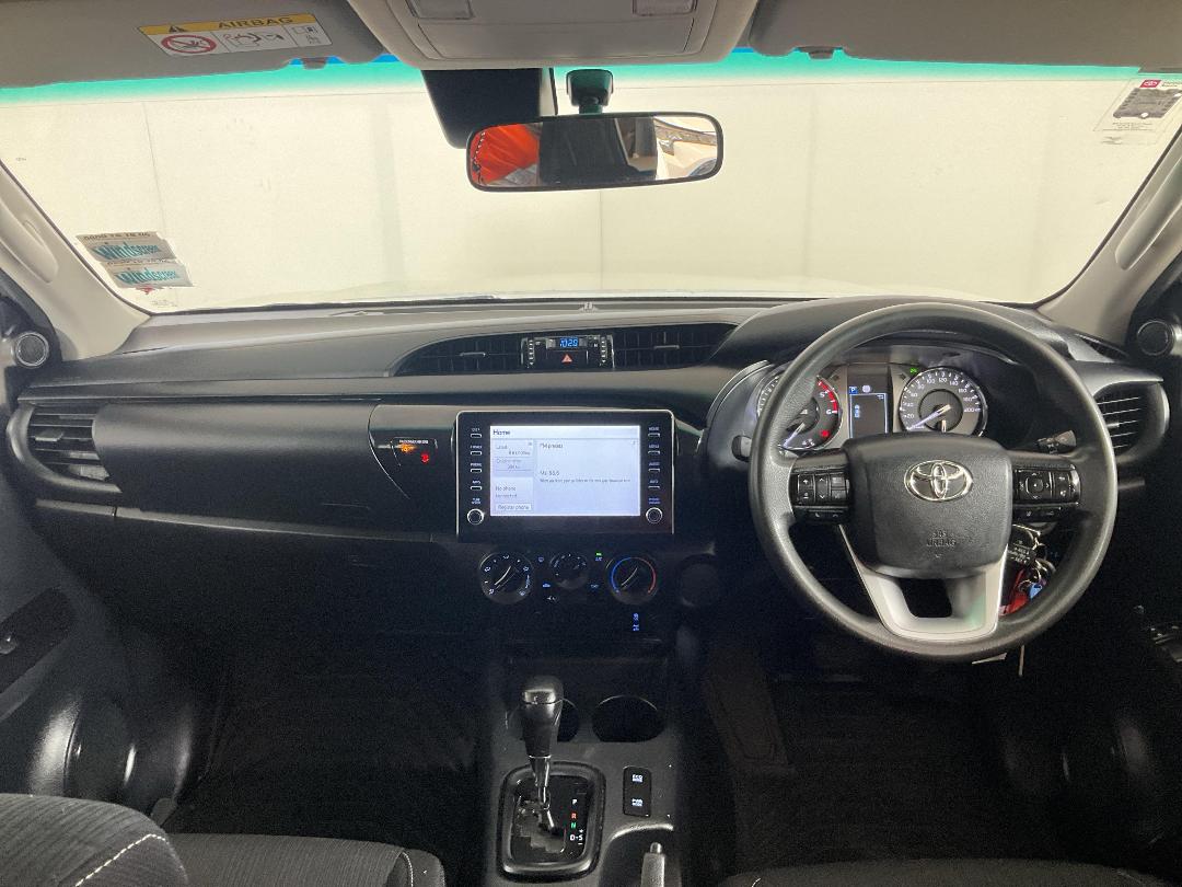 Photo '17' of Toyota Hilux