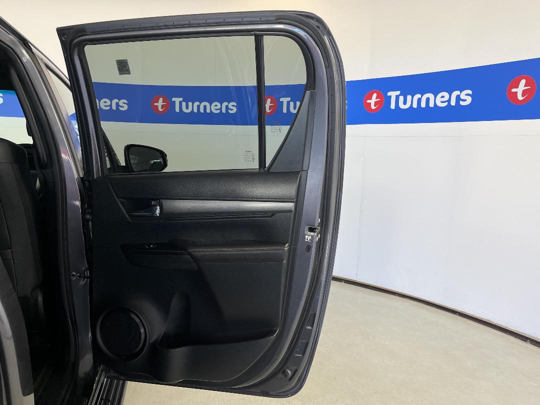 Photo '19' of Toyota Hilux Photo '19' of Toyota Hilux