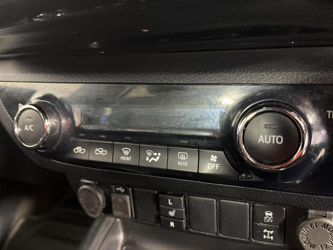 Photo '26' of Toyota Hilux Photo '26' of Toyota Hilux