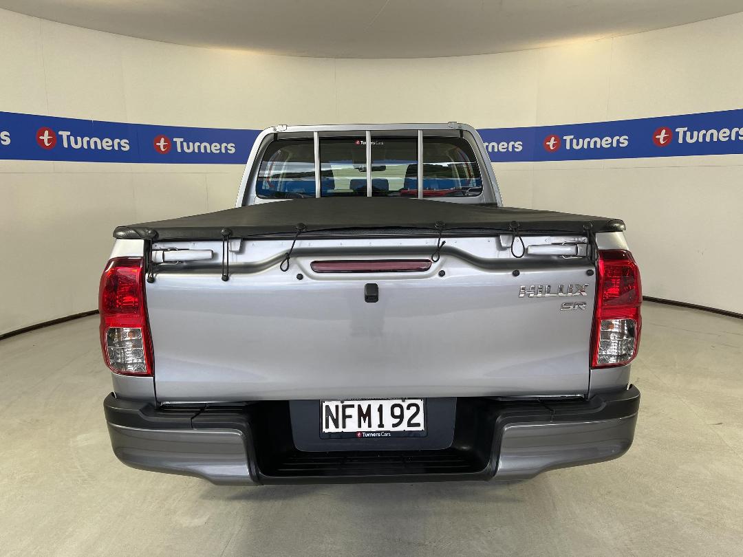 Photo '6' of Toyota Hilux Photo '6' of Toyota Hilux