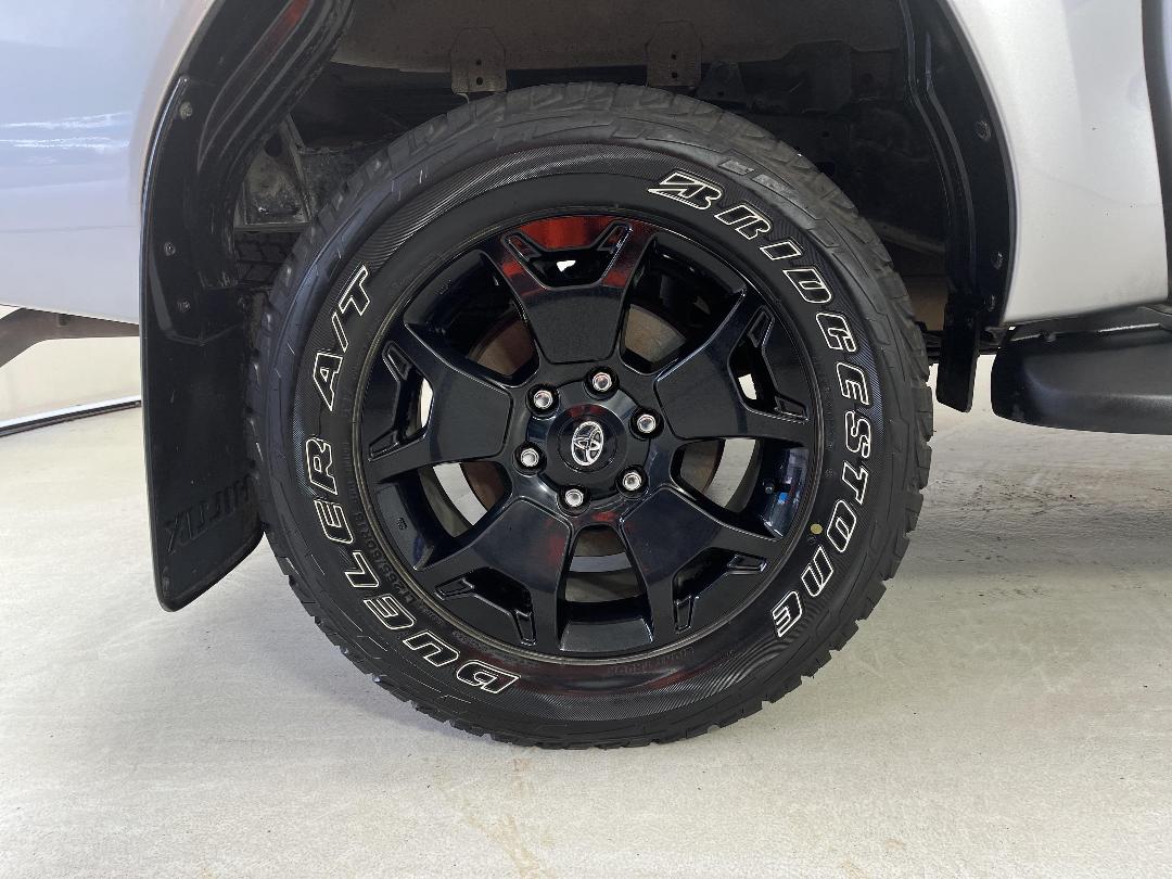 Photo '12' of Toyota Hilux Photo '12' of Toyota Hilux