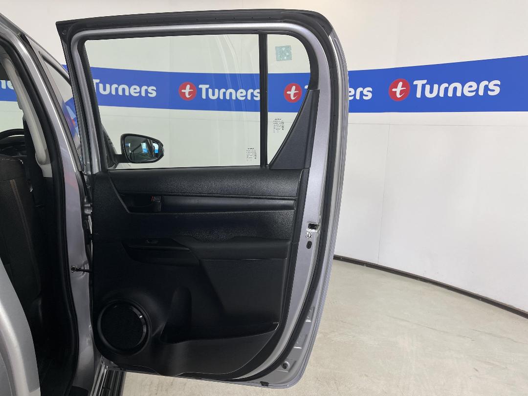 Photo '19' of Toyota Hilux Photo '19' of Toyota Hilux