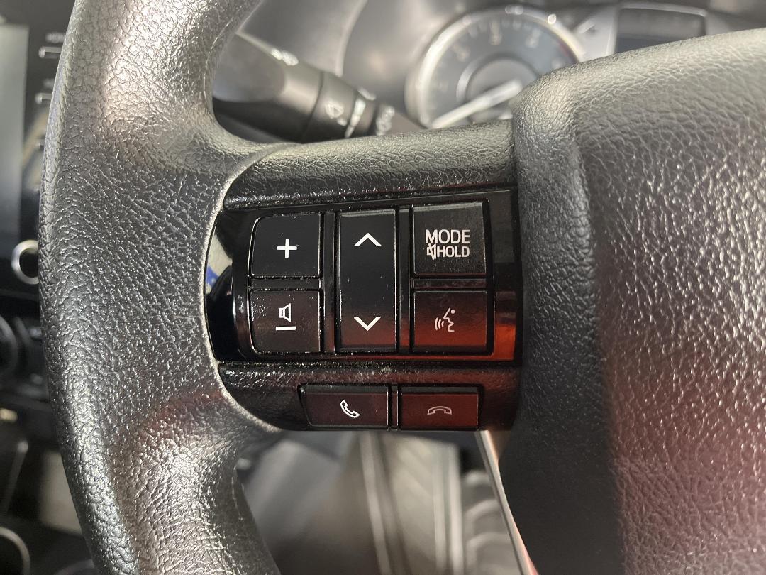 Photo '24' of Toyota Hilux Photo '24' of Toyota Hilux