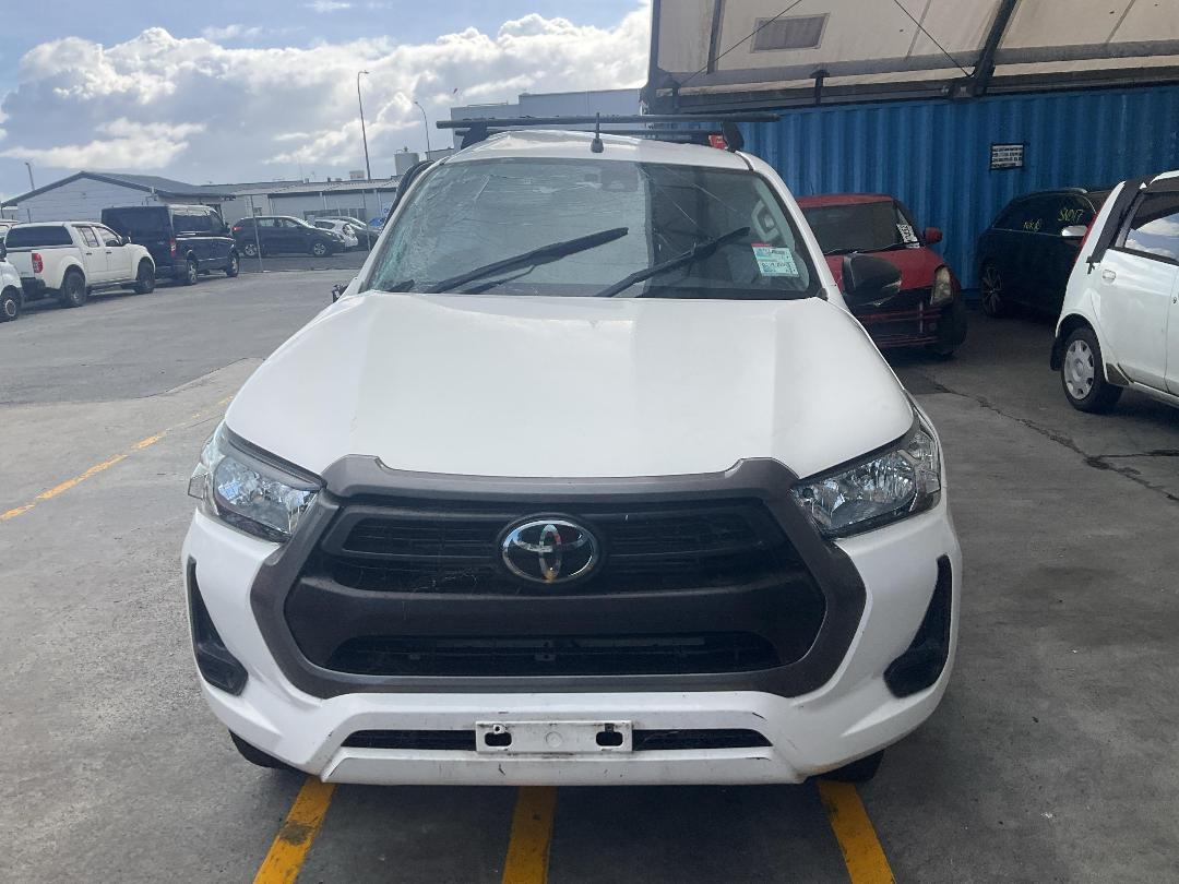 Photo '2' of Toyota Hilux SR TD DC Photo '2' of Toyota Hilux SR TD DC