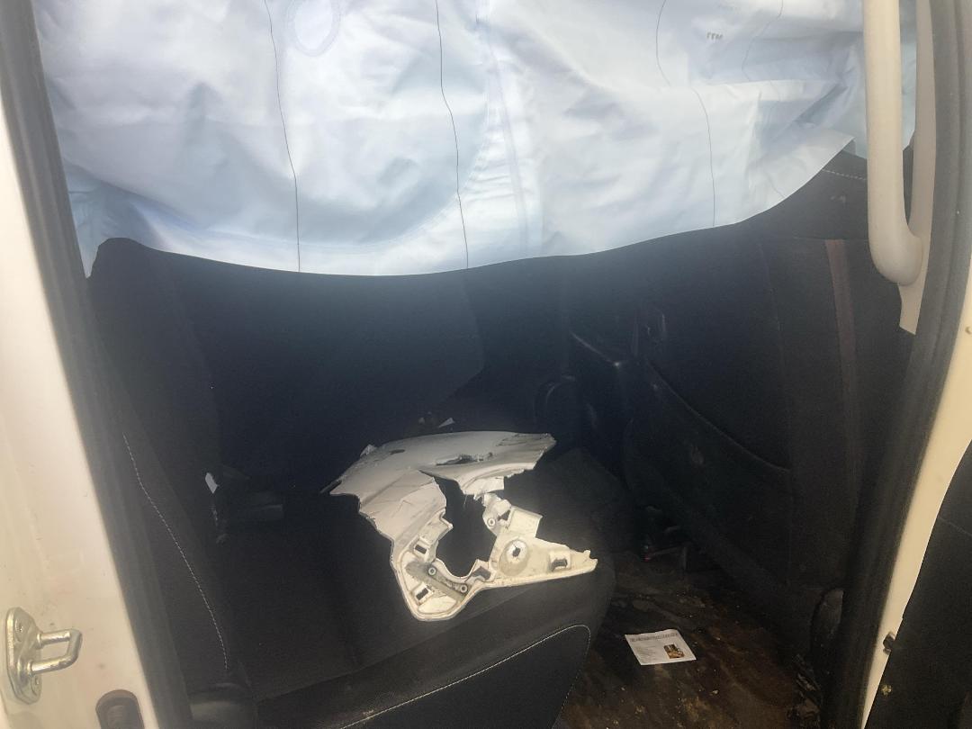 Photo '18' of Toyota Hilux SR TD DC Photo '18' of Toyota Hilux SR TD DC