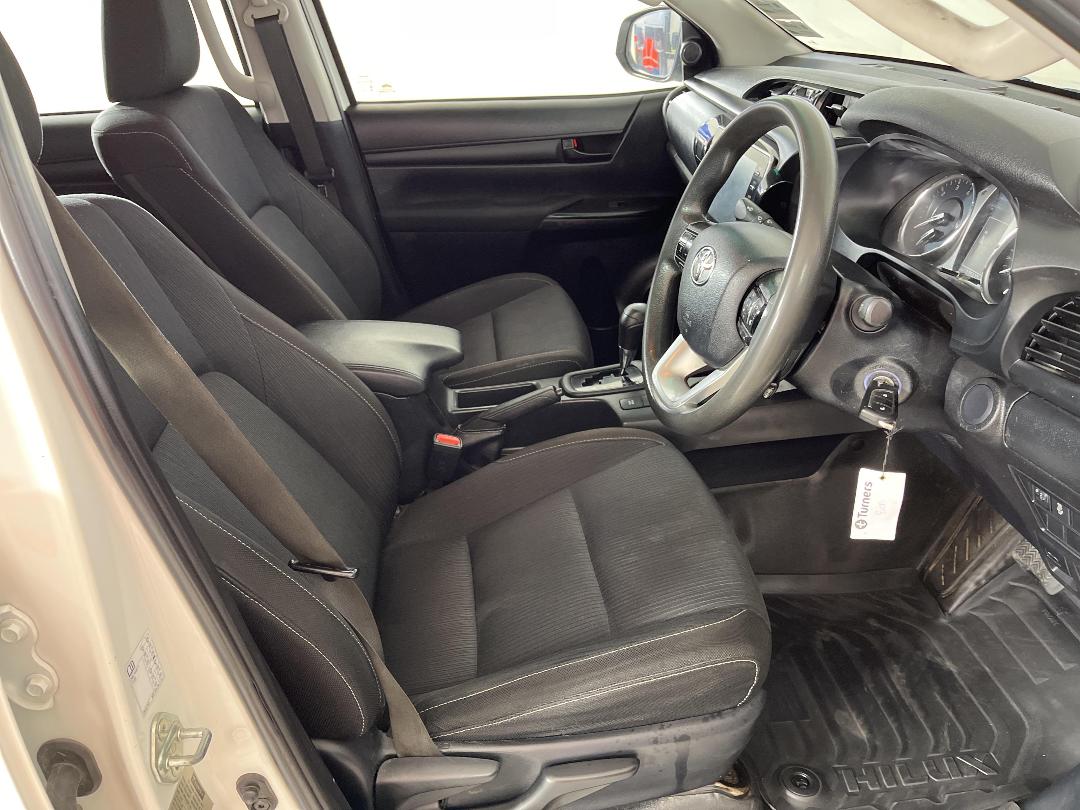 Photo '16' of Toyota Hilux Photo '16' of Toyota Hilux